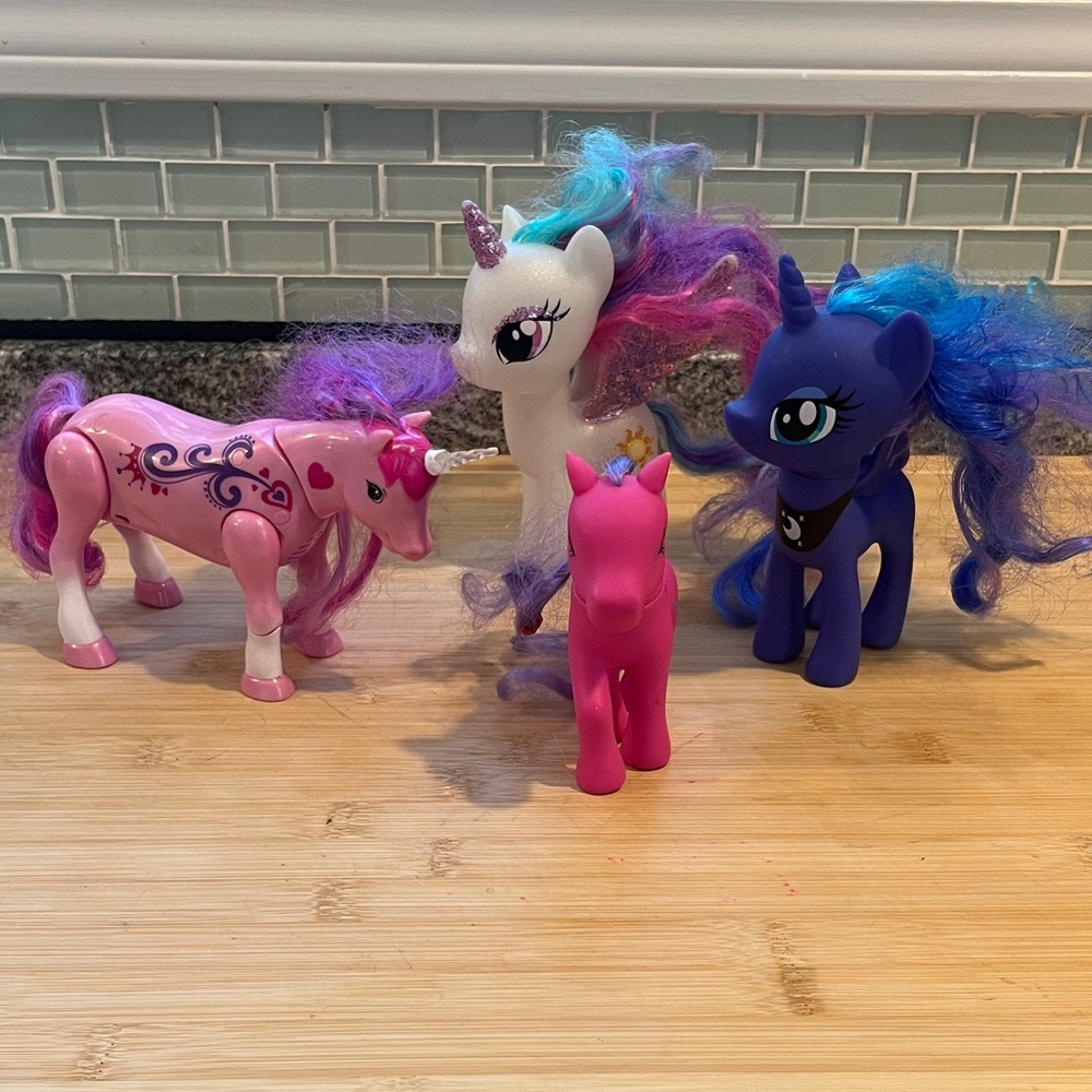 My Little Piny Set Of 4